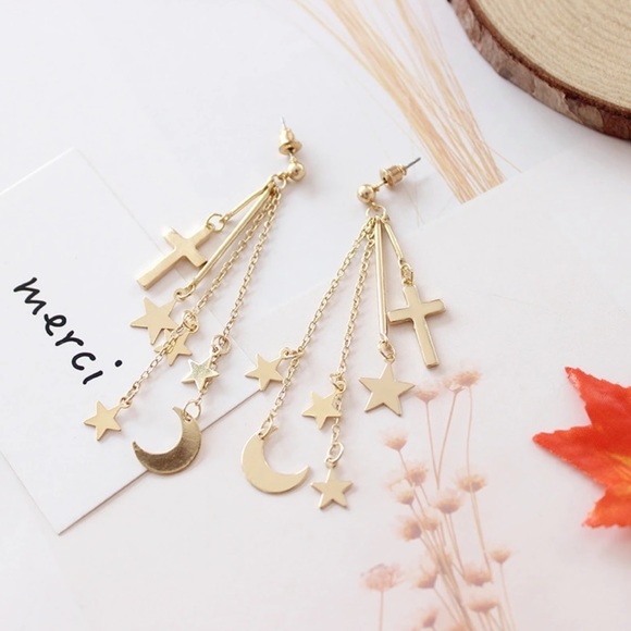 Urban Outfitters Accessories - Moon & Star Drop Earrings